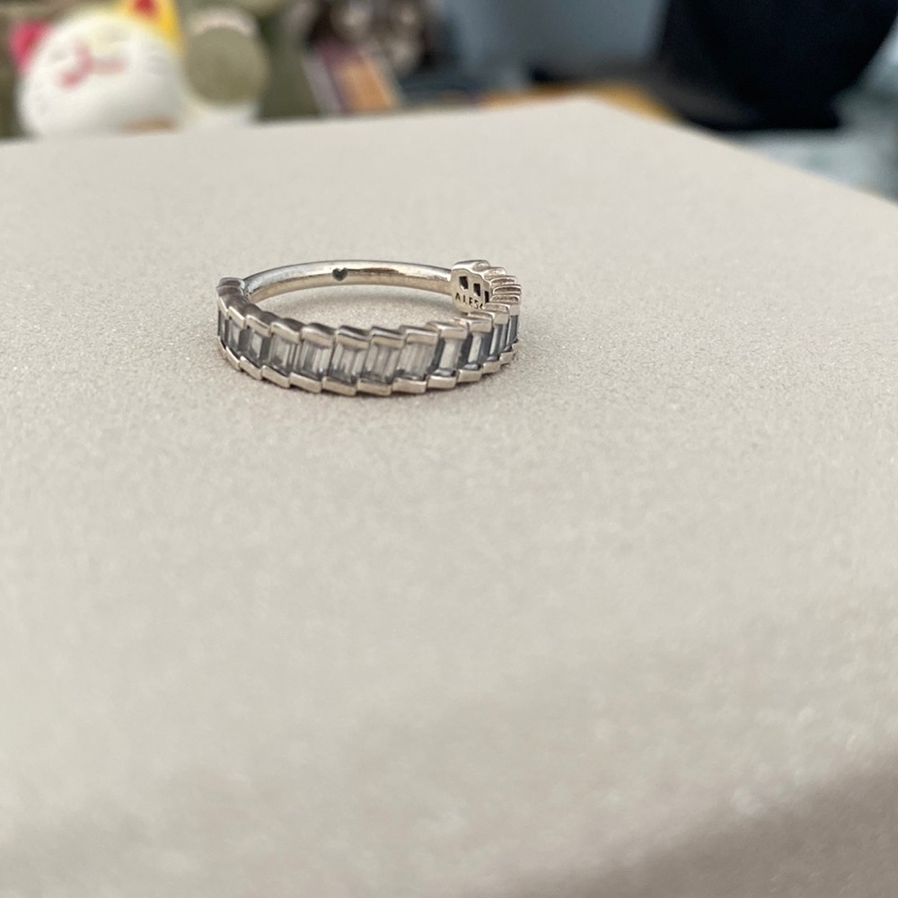 Pandora ring!